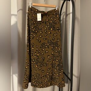 NWT Elodie XS Leopard Print Skirt